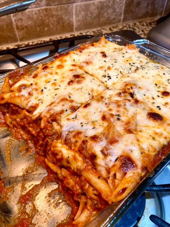 Supreme Lovers Lasagna: A Cheesy Twist on a Classic Italian Bake