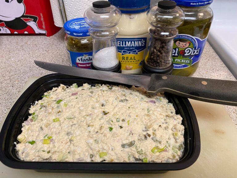 Creamy Homemade Tuna Salad (Classic Deli Style Recipe)